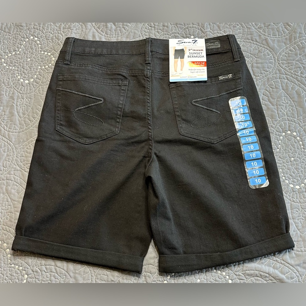 Seven7 Women’s Black Denim Sunset Rolled Cuff Bermuda Shorts NWT Size 10
